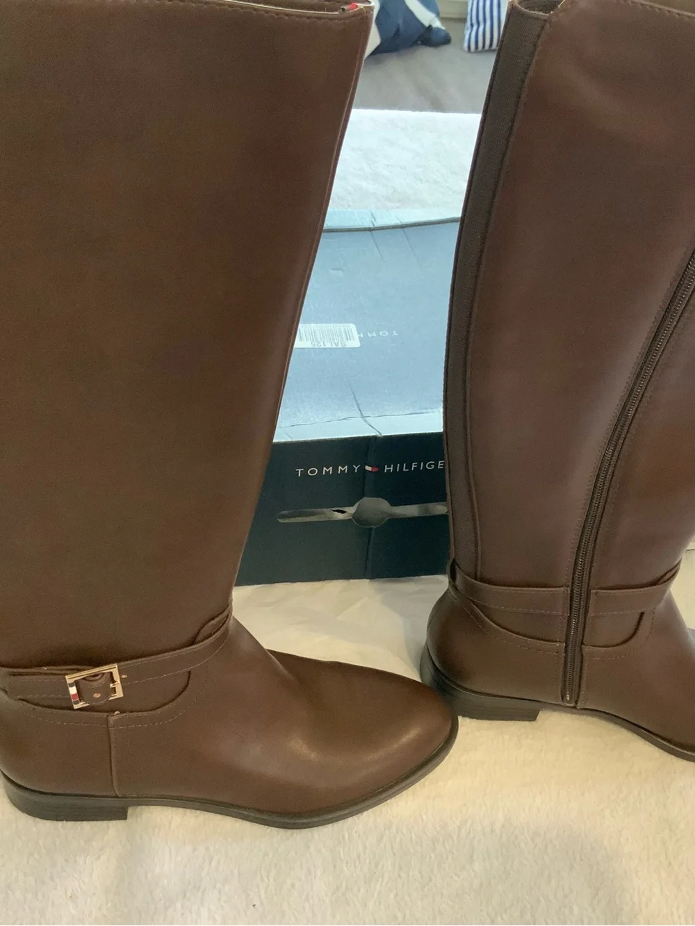 Tommy Hilfiger brown Leather Women's Riding Boots new size 6 sku 3354